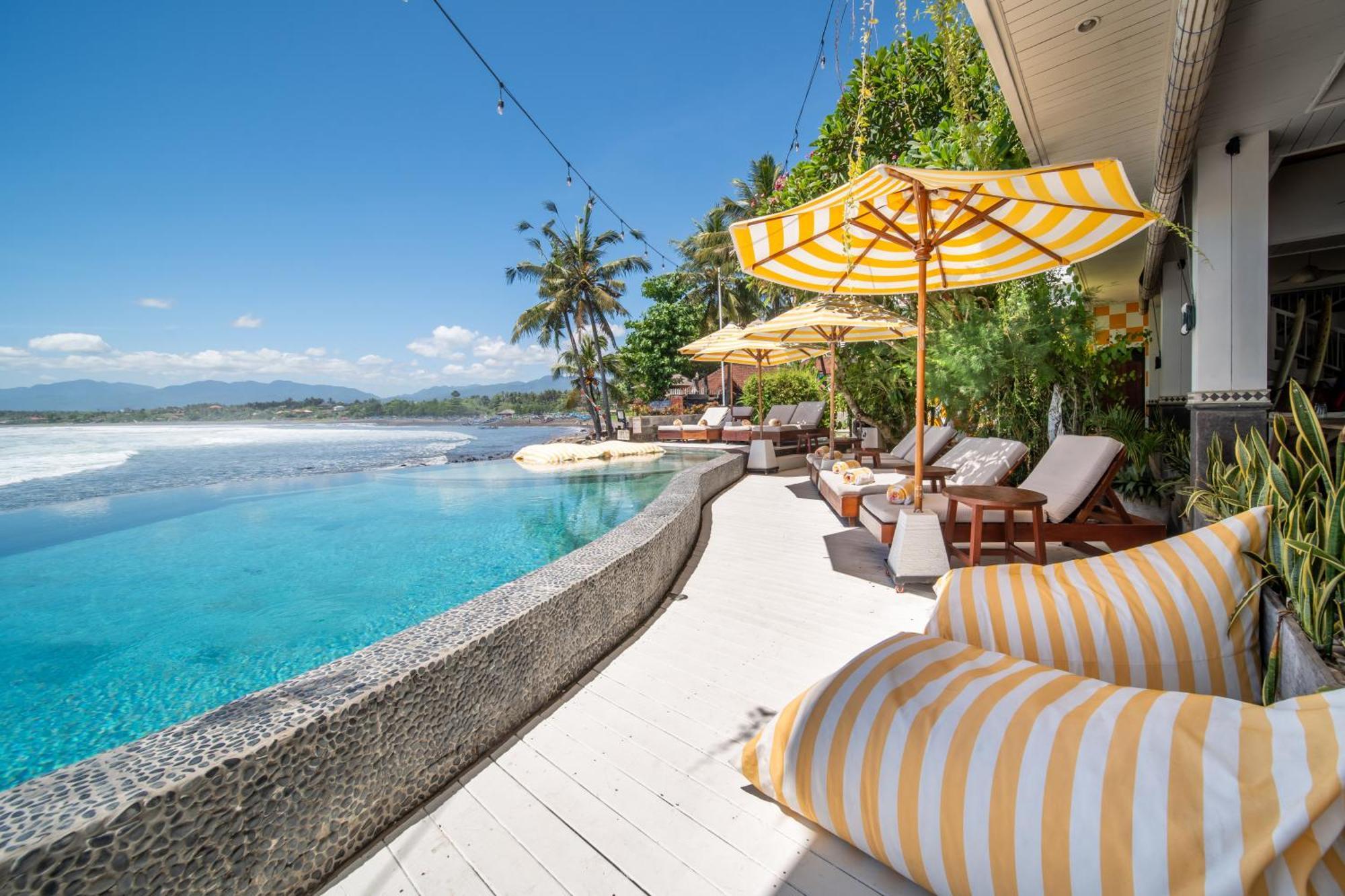 Hotel Bombora Medewi Pulukan Exteriér fotografie