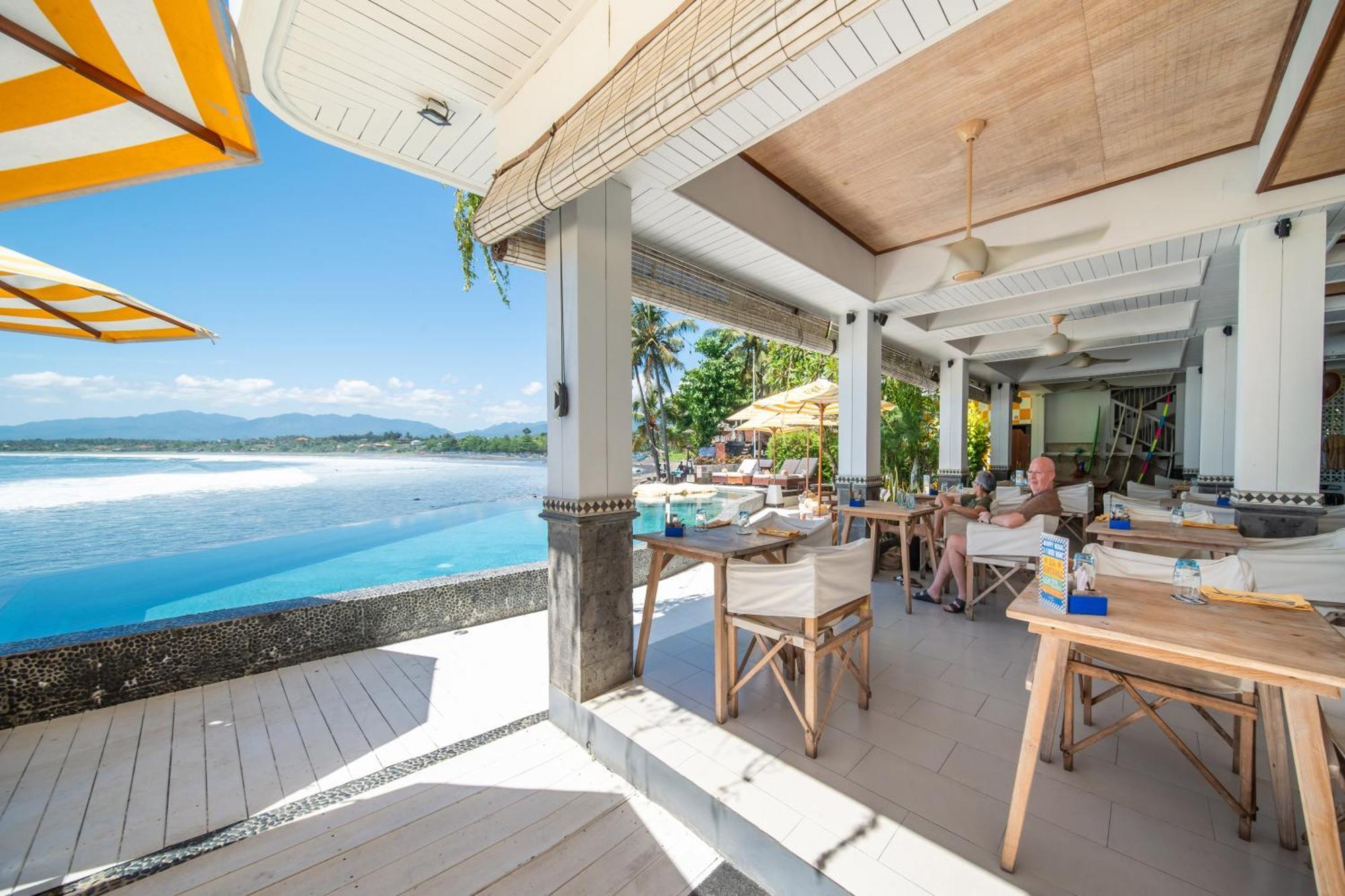 Hotel Bombora Medewi Pulukan Exteriér fotografie