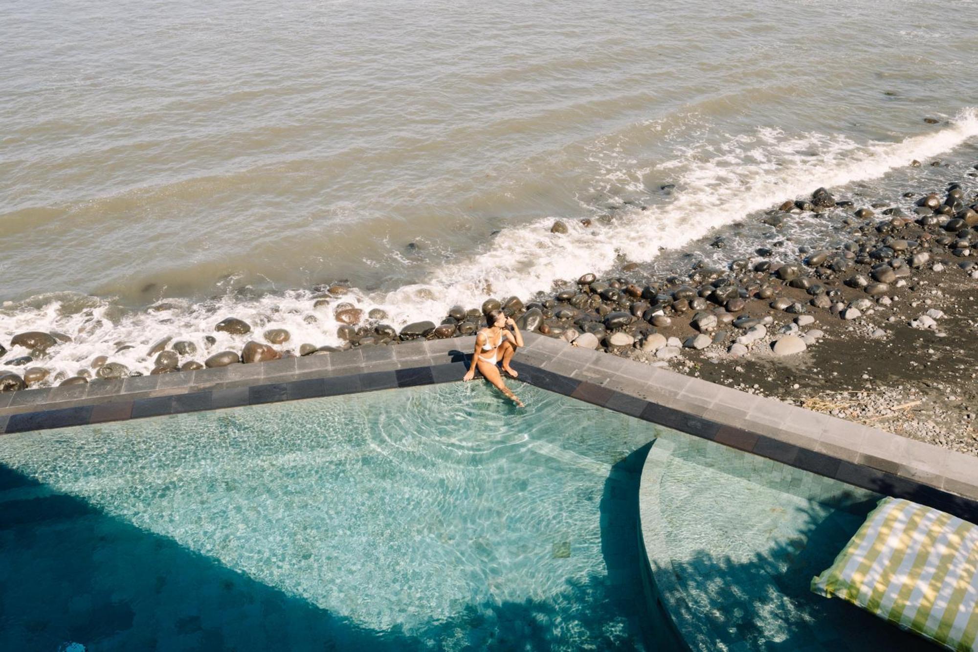 Hotel Bombora Medewi Pulukan Exteriér fotografie