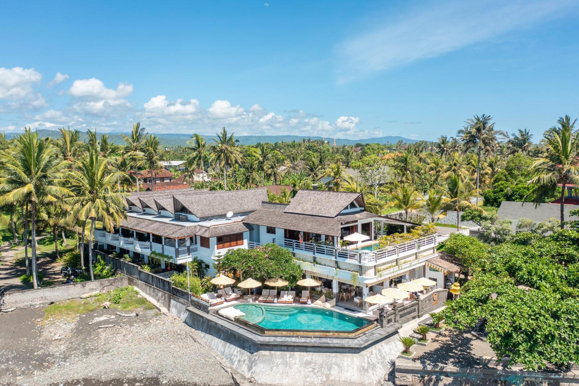 Hotel Bombora Medewi Pulukan Exteriér fotografie