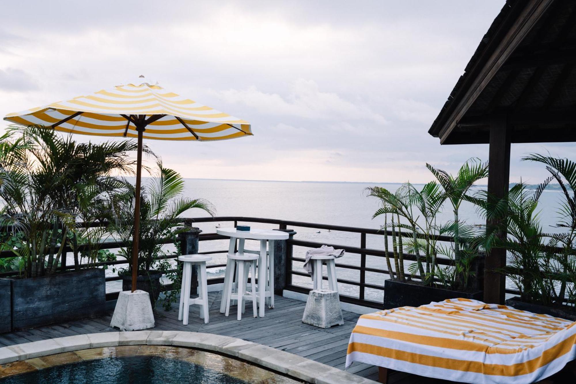 Hotel Bombora Medewi Pulukan Exteriér fotografie