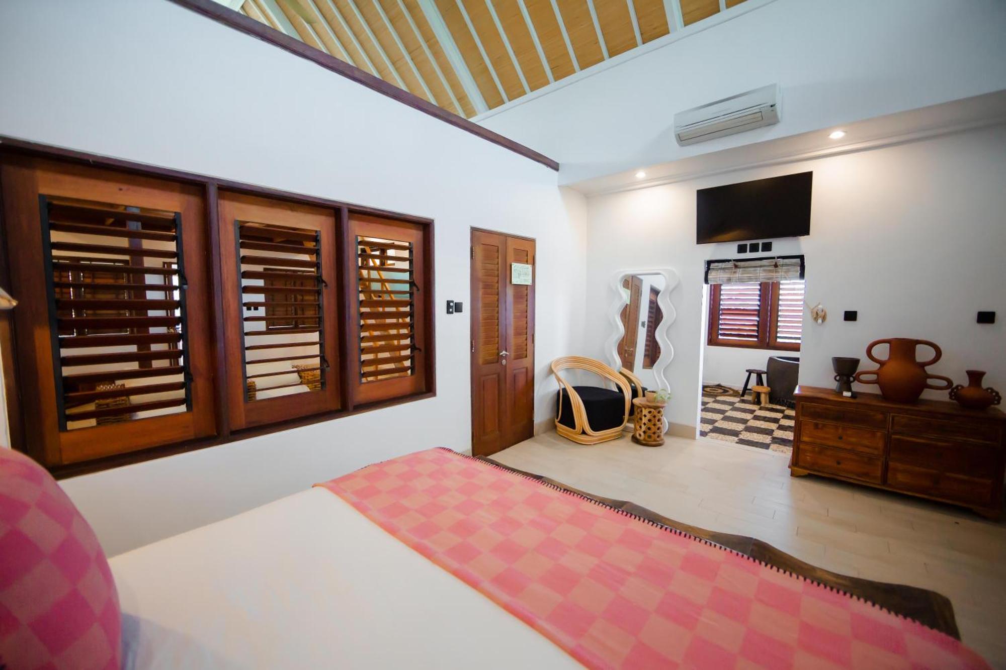 Hotel Bombora Medewi Pulukan Exteriér fotografie
